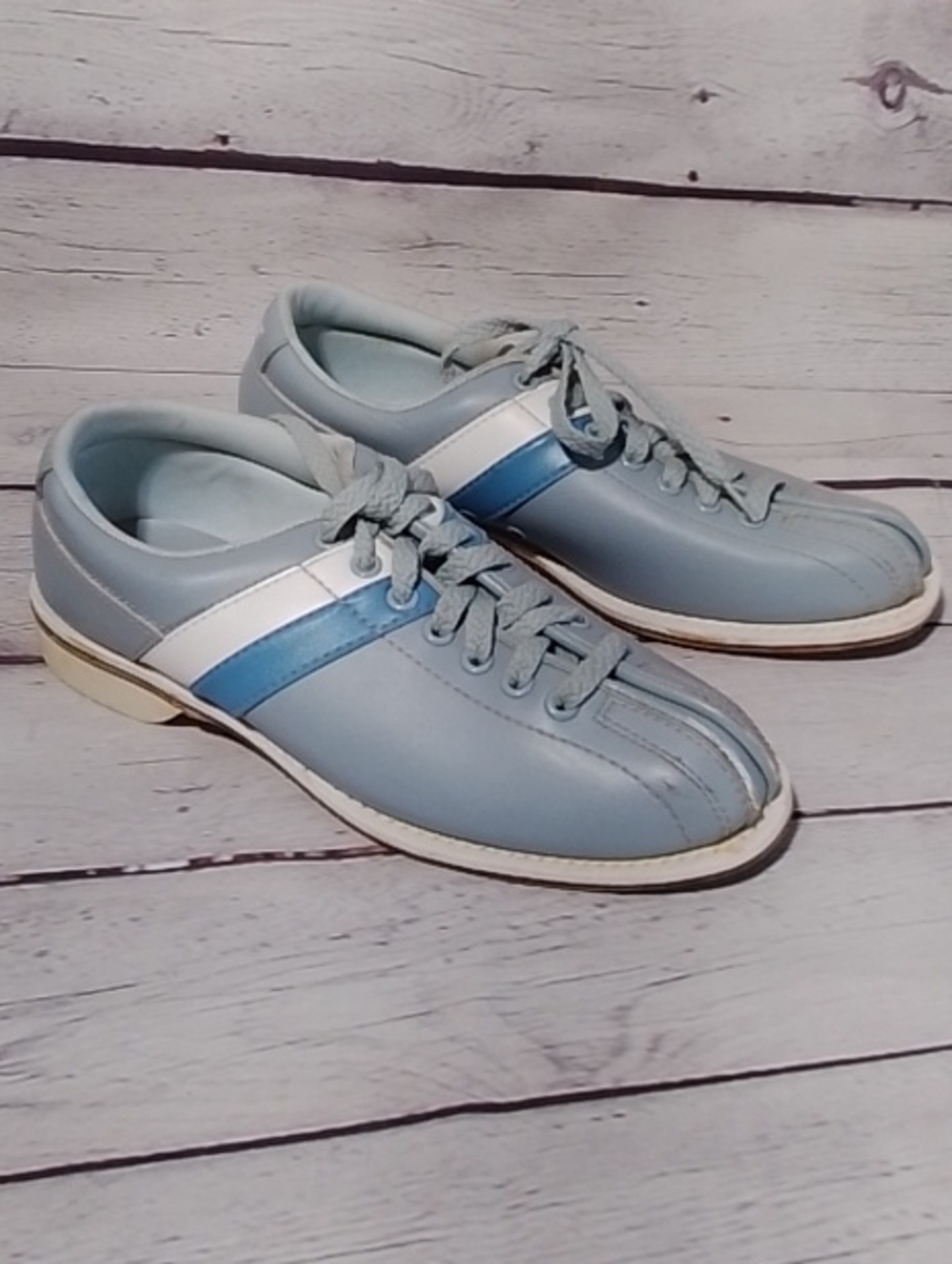 Men's Light Blue Lace-Up Retro Stripe Sneakers